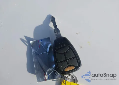 2005 Chrysler Town & Country Touring из США, поврежденный, VIN 2C4GP54L45R542128